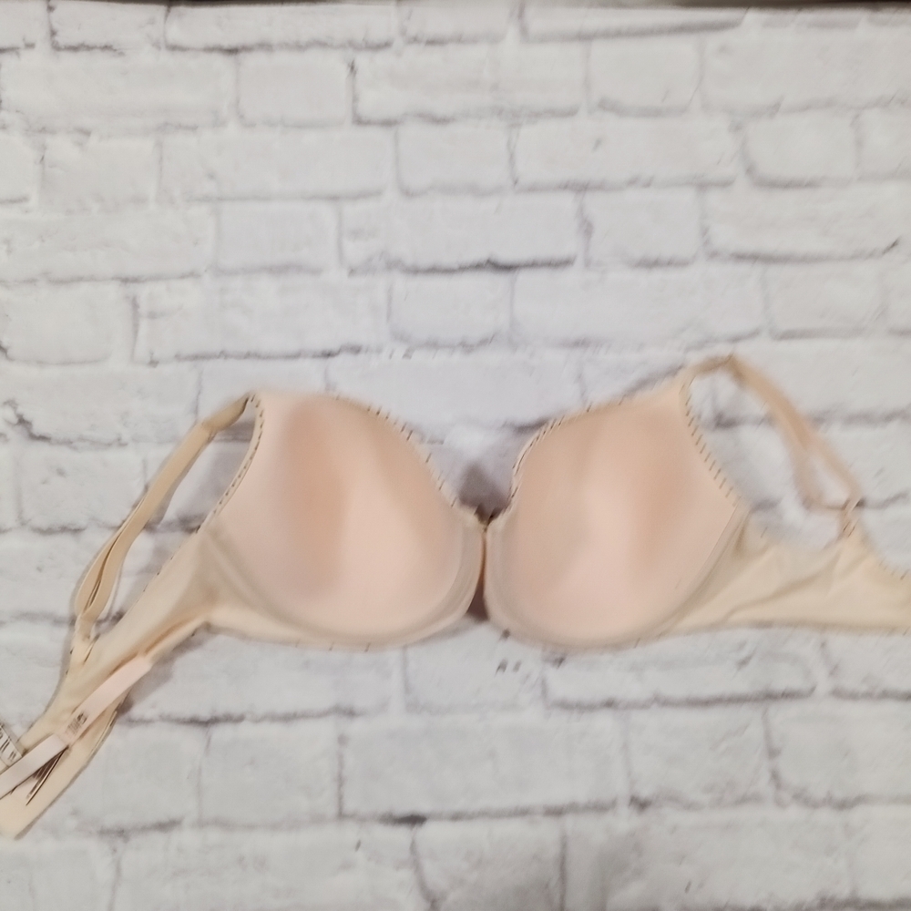 Victoria's Secret Pink and Black Polka Dot Bra Purest Pink - Picture 10 of 10